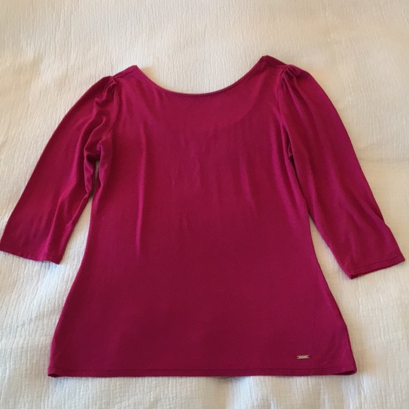 White House Black Market Fuchsia 3/4 Sleeve scoop-back neckline lightweight Top - Picture 6 of 12